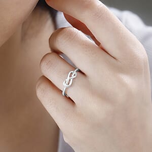 Infinity Ring in 10K White Gold (Size 10.0) 2.70 Grams (Del. in 10-12 Days)
