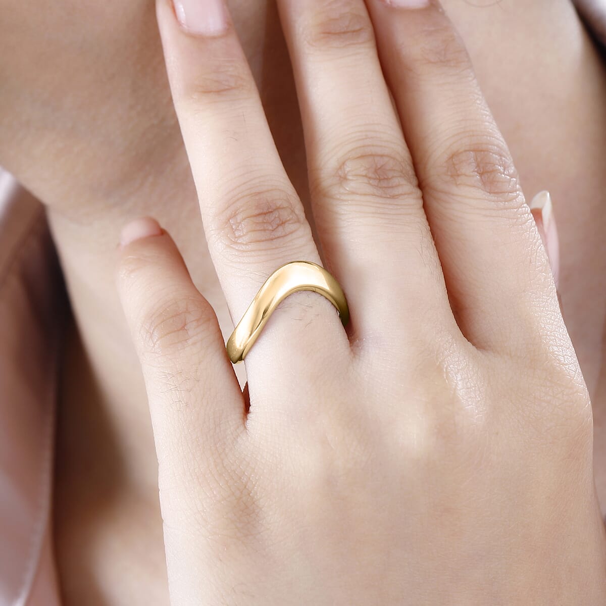 Band Ring in 10K Yellow Gold (Size 9.5) 5 Grams image number 1