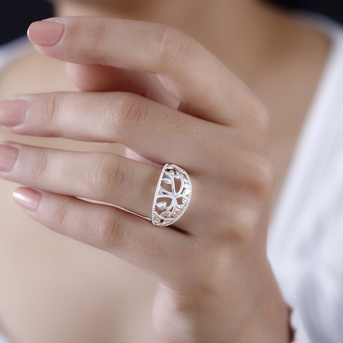 Tree of Life Ring in 10K White Gold (Size 5.5) 3 Grams image number 1