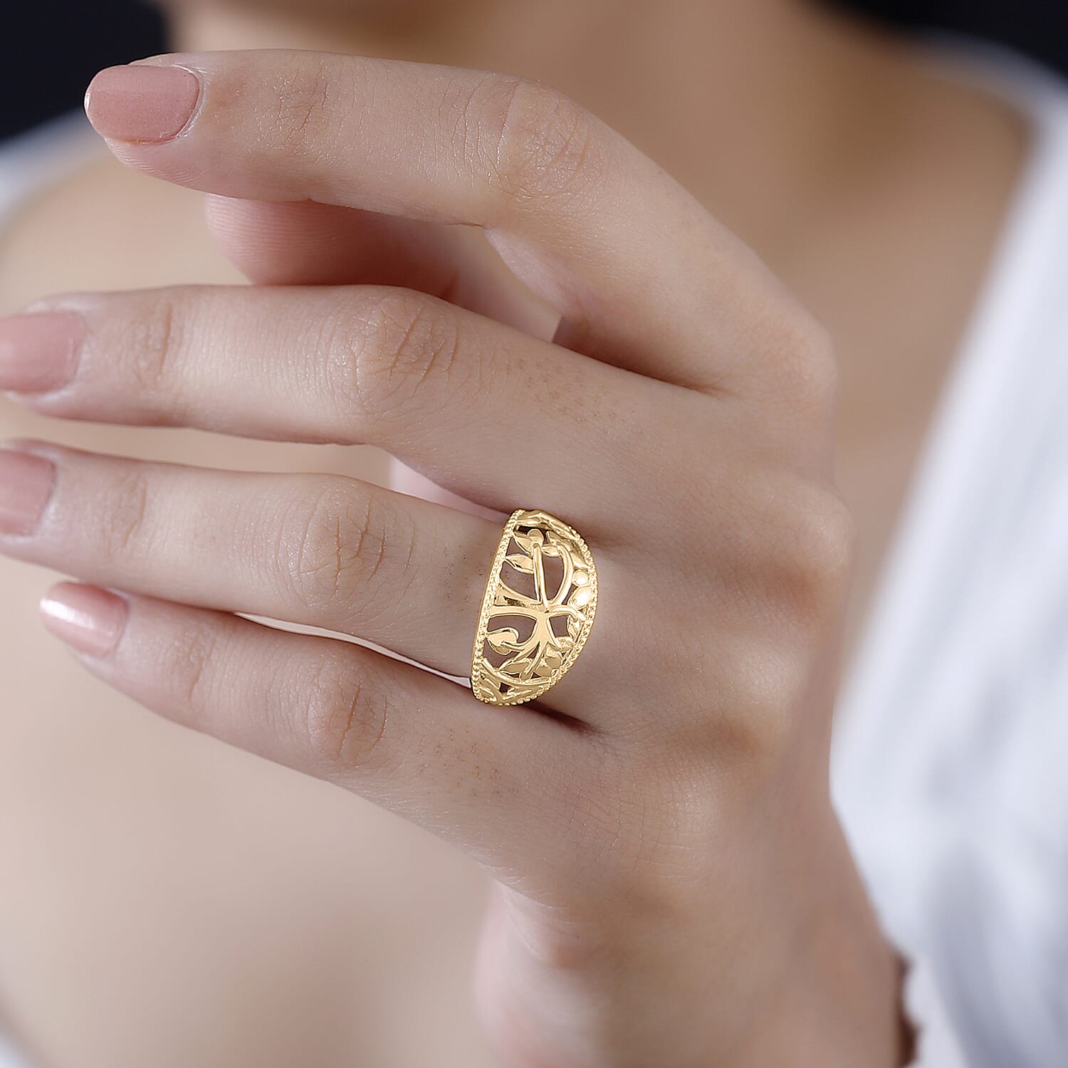 D'Joy Tree of Life Ring in 10K Yellow Gold (Size 6.0) 4 Grams