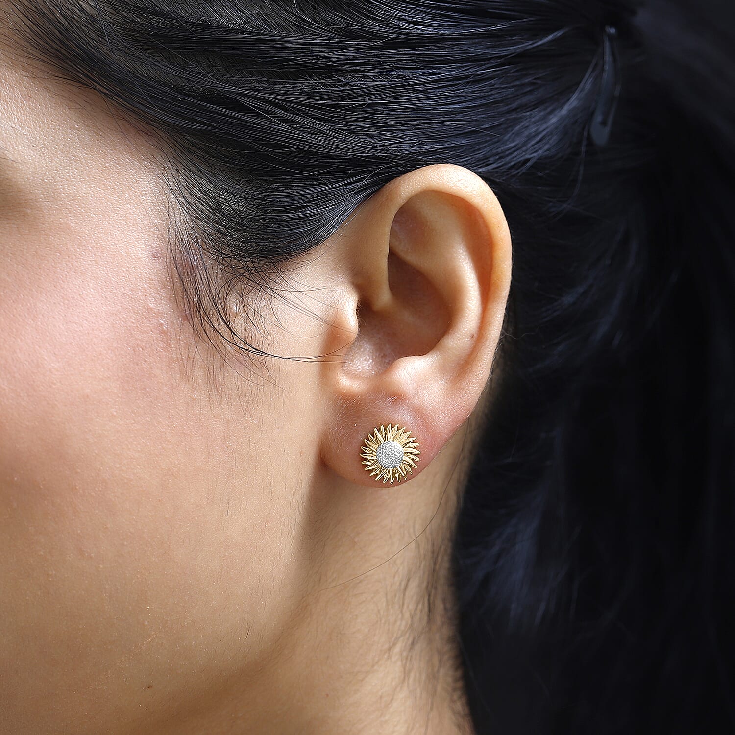D'Joy Sunflower Earrings in 10K Yellow Gold 4.65 Grams
