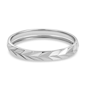 Diamond-cut Band Ring in 10K White Gold (Size 10.0) 2.50 Grams