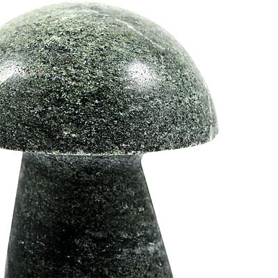 Cipollino Green Mushroom -L Approx 617.5ctw