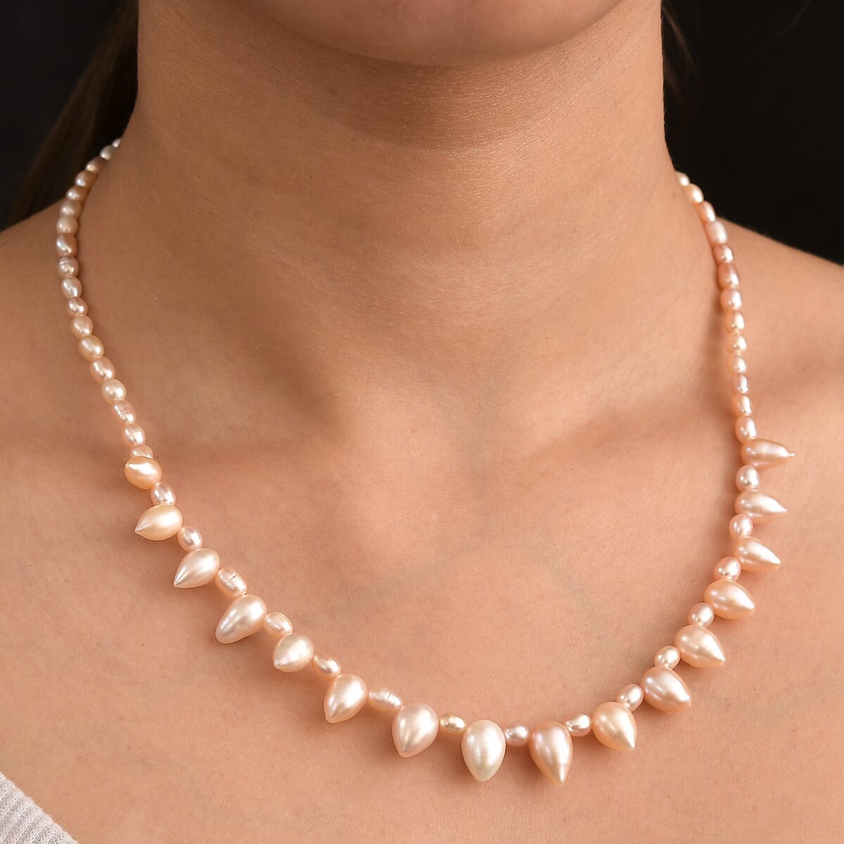 Multi Color Fresh Water Pearl Necklace in 18K Vermeil Yellow Gold Over Sterling Silver 18 Inches image number 2