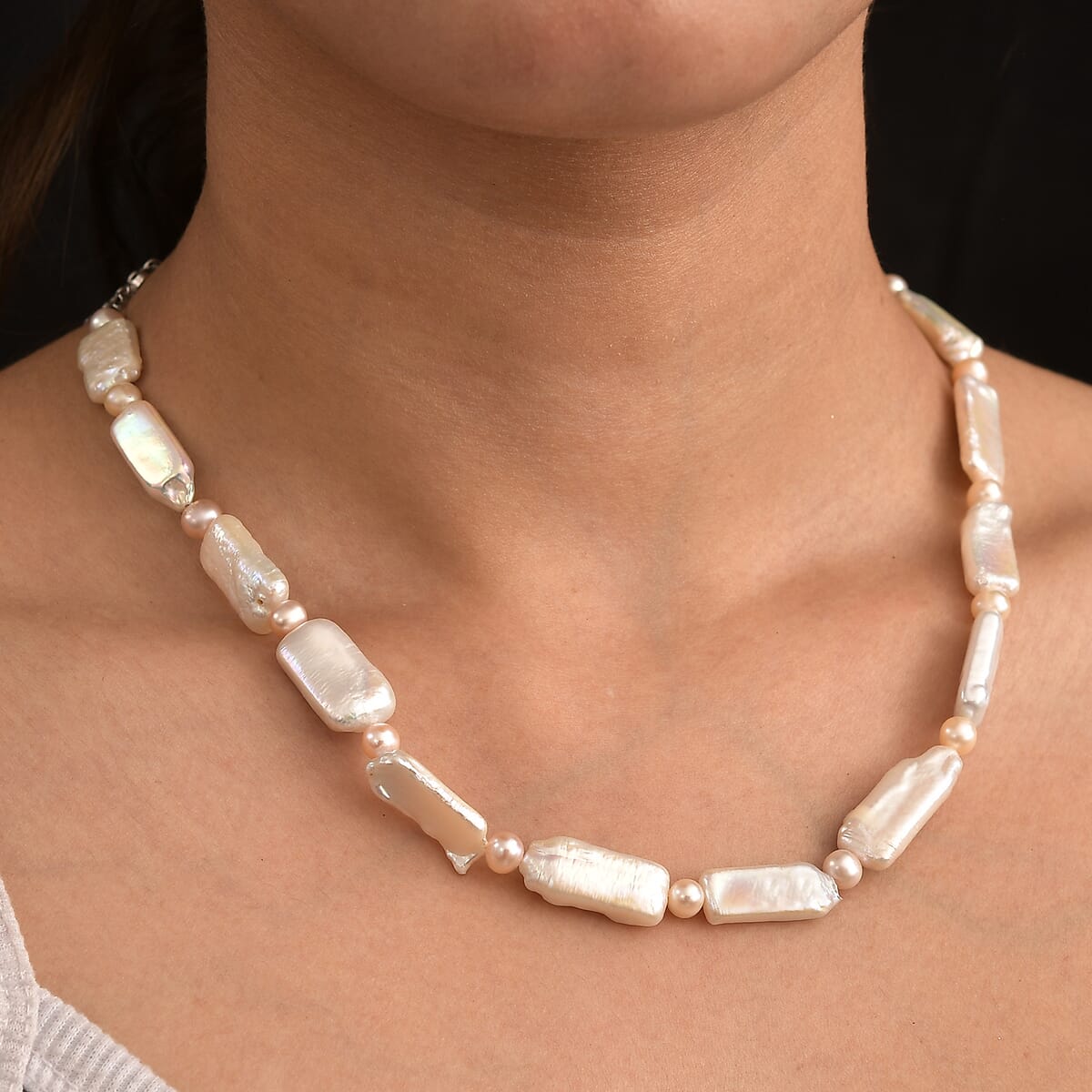 Fresh Water Pearl Necklace in Rhodium Over Sterling Silver 18 Inches image number 2