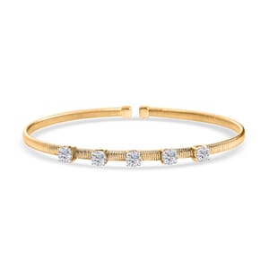 Luxuriant Lab Grown Diamond E-F VS 1.50 ctw Cuff Bracelet in 10K Yellow Gold (7.25 In)