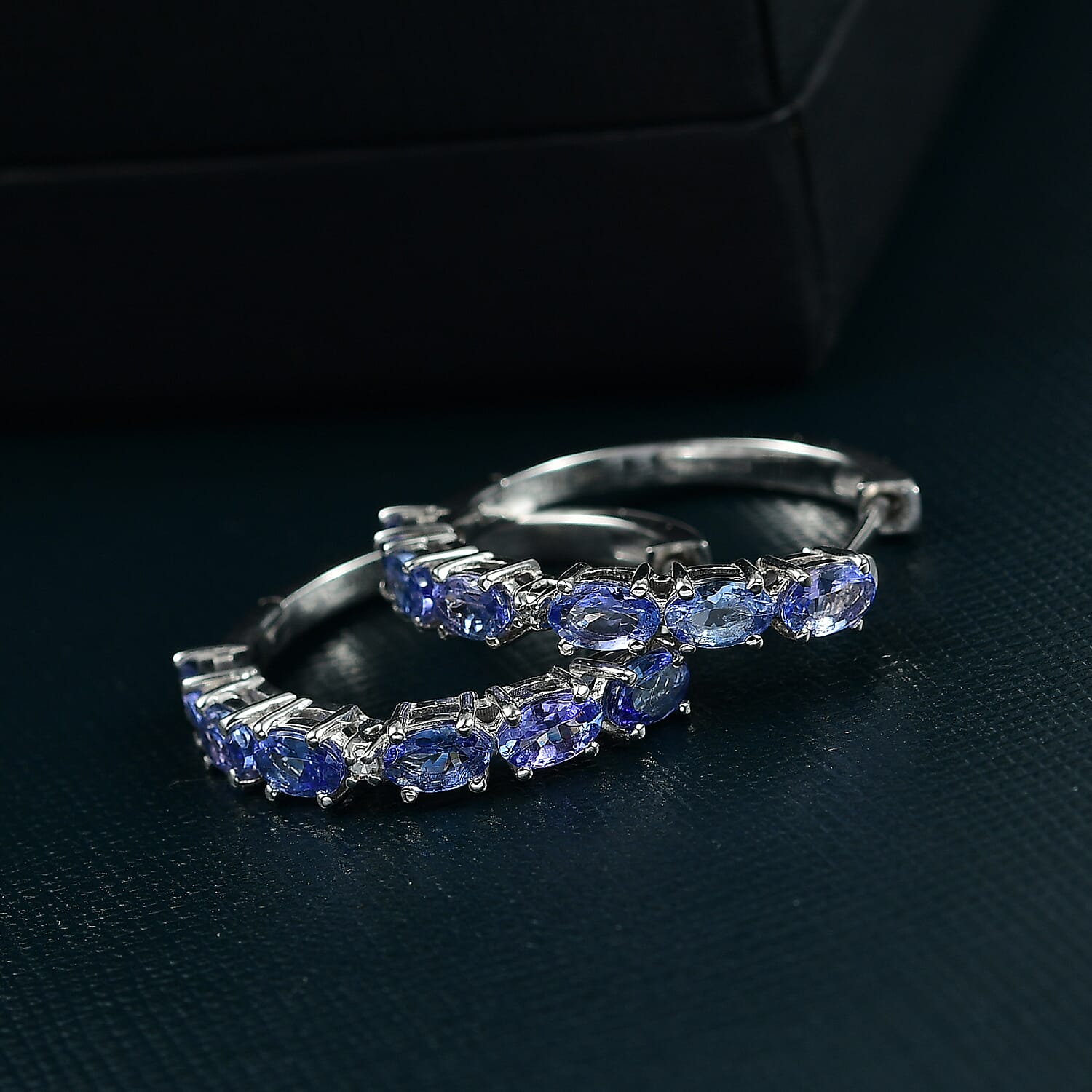Tanzanite - Product card gallery slide 2 (9432779161855)