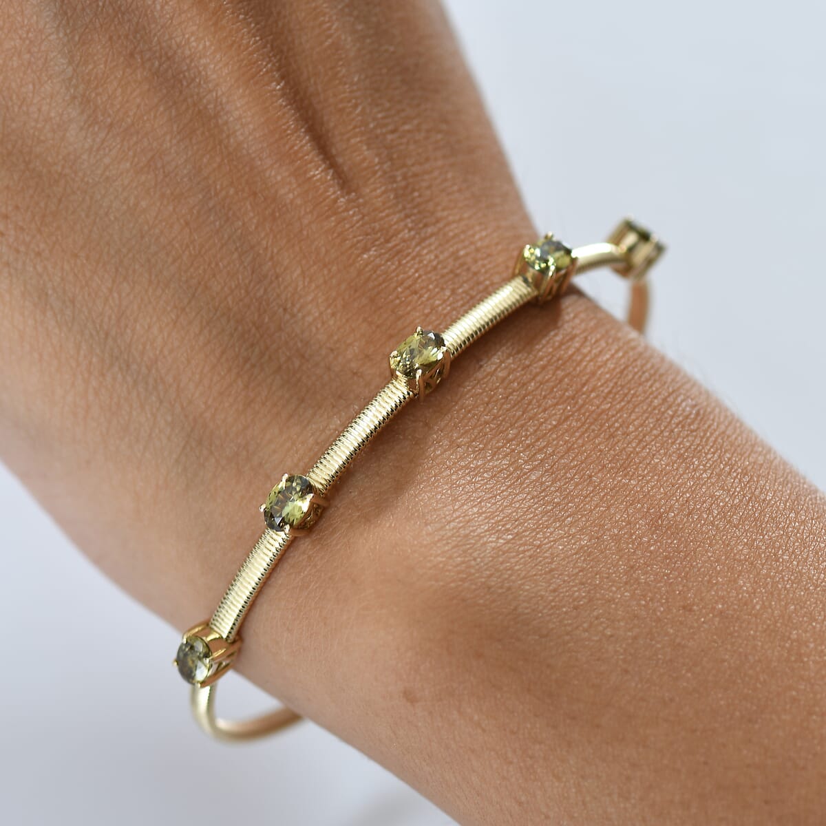 Luxoro Premium Ambanja Demantoid Garnet 2.35 ctw 5 Elements of Earth Adjustable Bangle Bracelet in 10K Yellow Gold 4.22 Grams image number 2