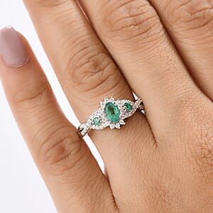 D'Joy Premium Kagem Zambian Emerald and Moissanite 1.00 ctw Eternal Love Ring in Rhodium Over Sterling Silver (Size 10.0)