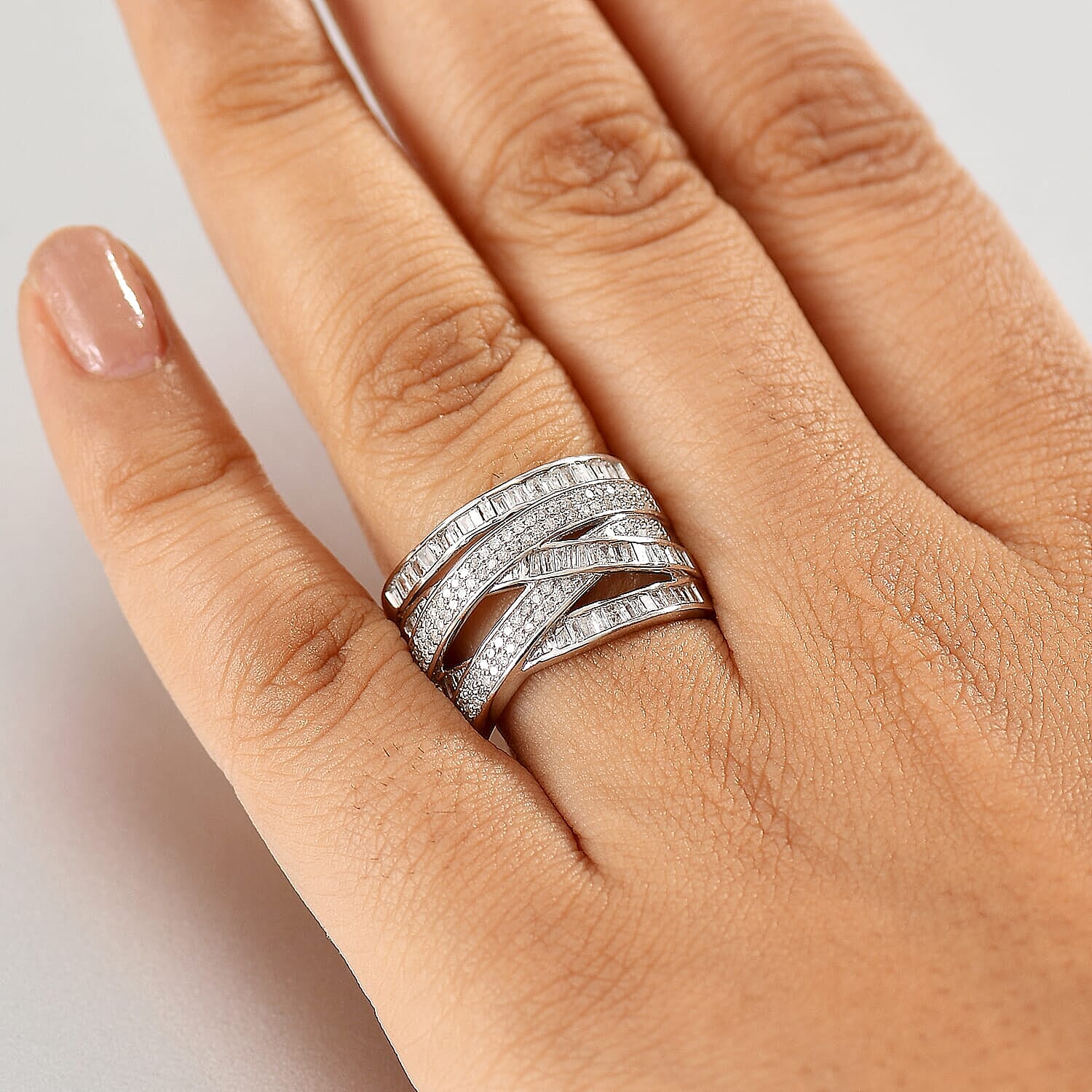 D'Joy Diamond 0.90 ctw Crossover Bridge Ring in Rhodium Over Sterling Silver (Size 6.0)