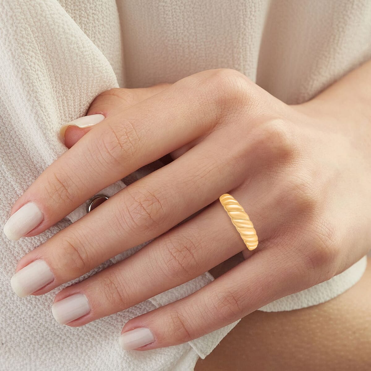 Ring in 18K YG Plated Bronze (Size 10.0) image number 2