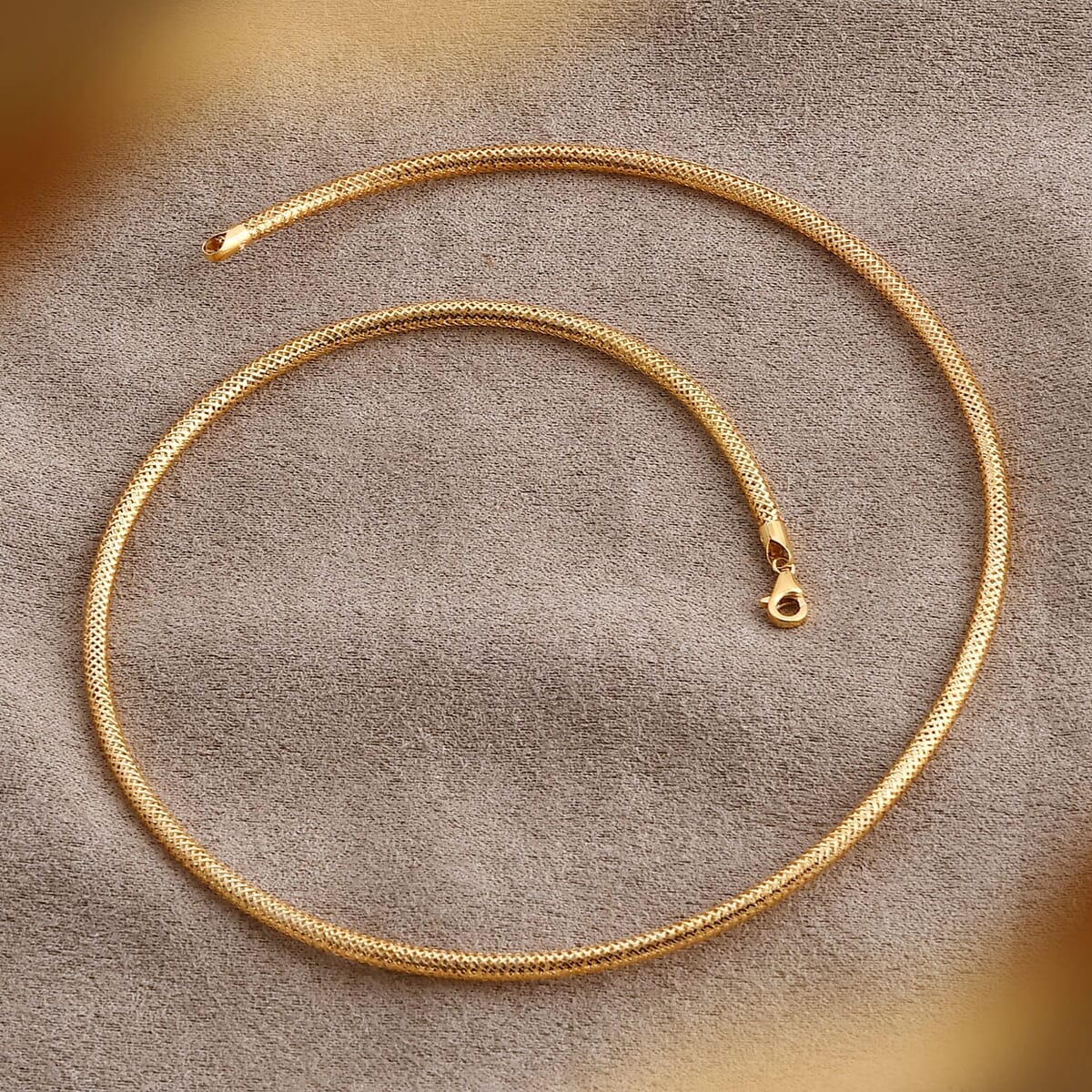 Snake Textured Chain Necklace in 10K Yellow Gold 3.10 Grams 18 Inches image number 1