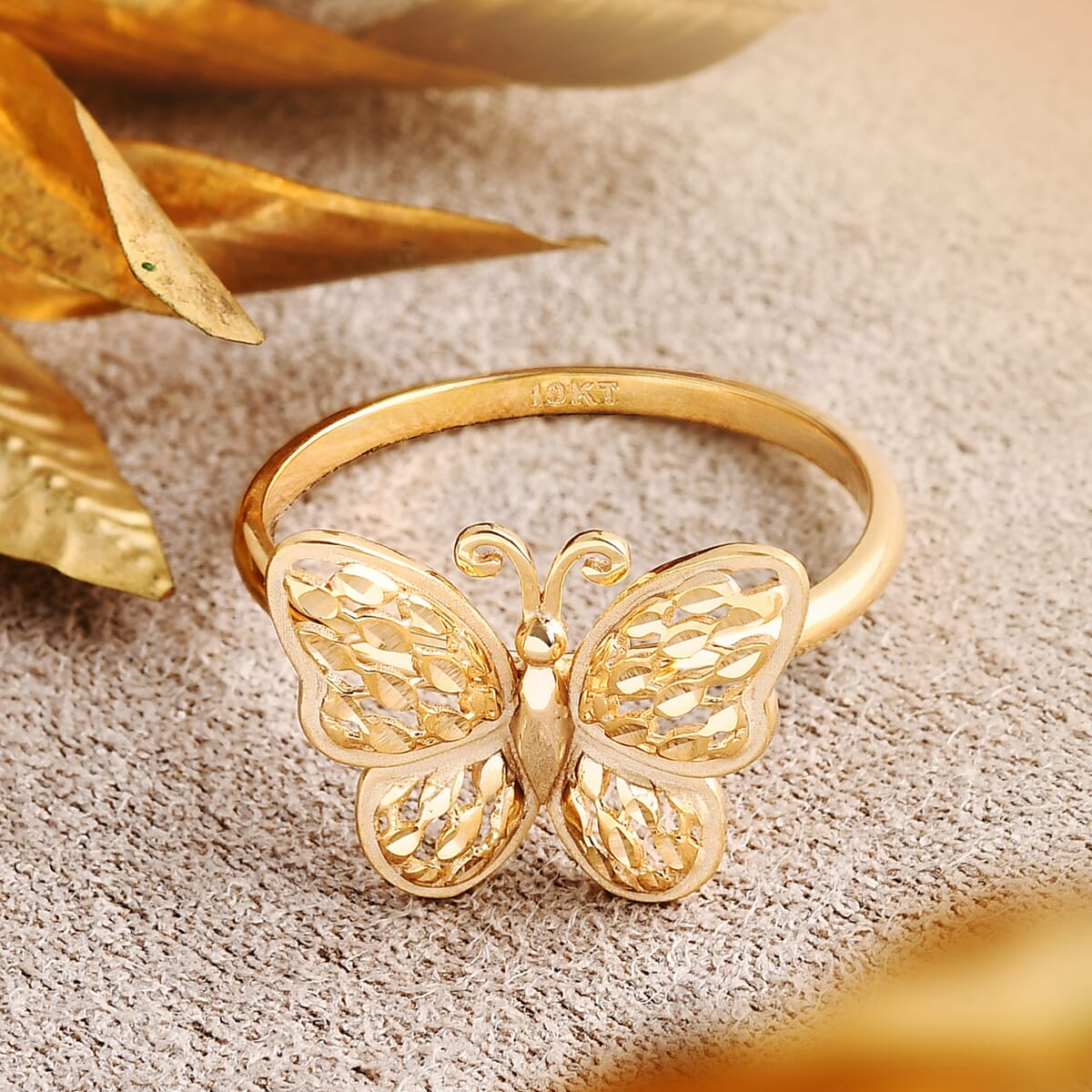 Butterfly Ring in 10K Yellow Gold (Size 7.0) 2.30 Grams image number 1