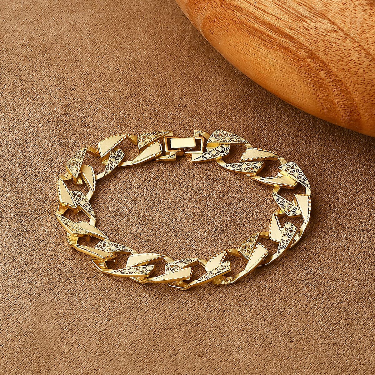 Curb Chain Bracelet in 10K Yellow Gold (7.25 In) 8.40 Grams image number 1