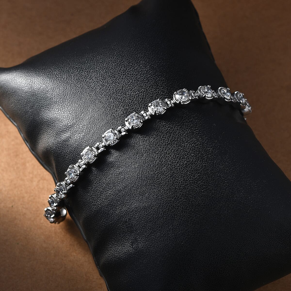 Simulated Diamond 8.50 ctw Bracelet in Stainless Steel (6.50 In) image number 1