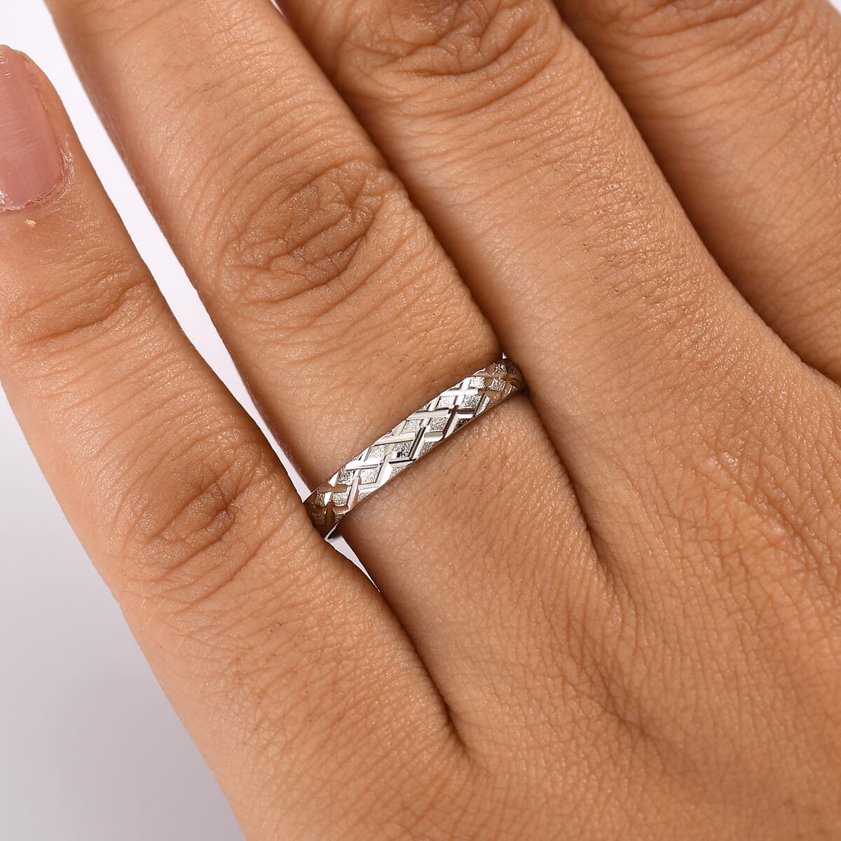 Diamond-cut Band Ring in 950 Platinum (Size 6.0) 2.50 Grams image number 2