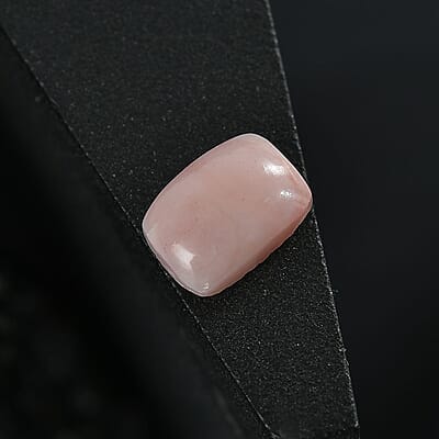 Peach Opal (Cush 7x5 mm) 0.46 ctw Loose Gemstone