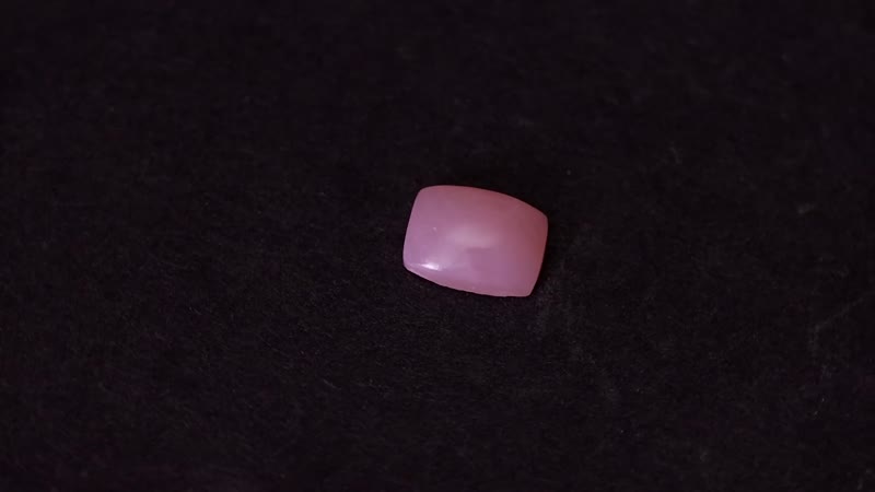 Peruvian Pink Opal (Cush 7x5 mm) 0.60 ctw Loose Gemstone