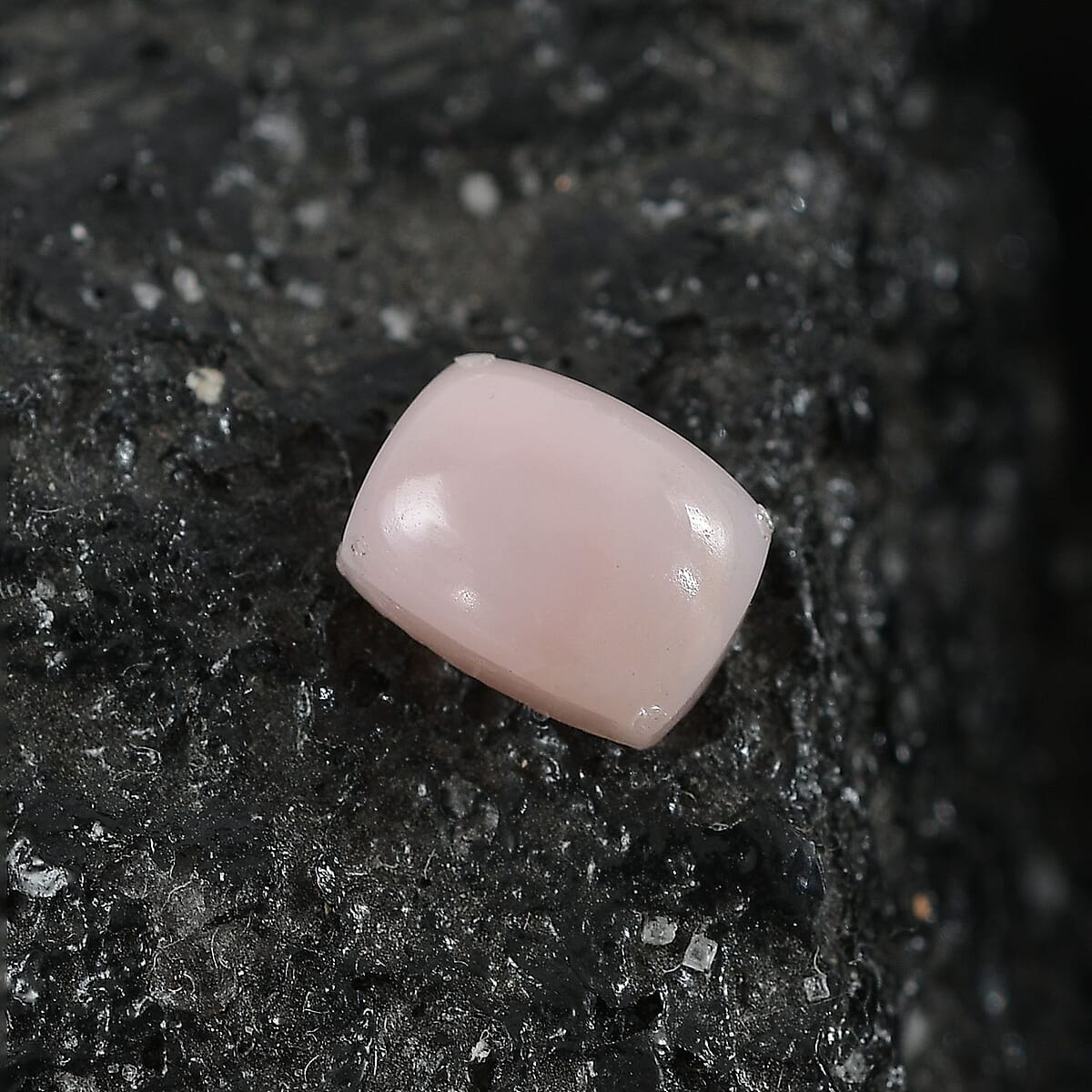 Peruvian Pink Opal (Cush 8x6 mm) 0.90 ctw Loose Gemstone image number 1