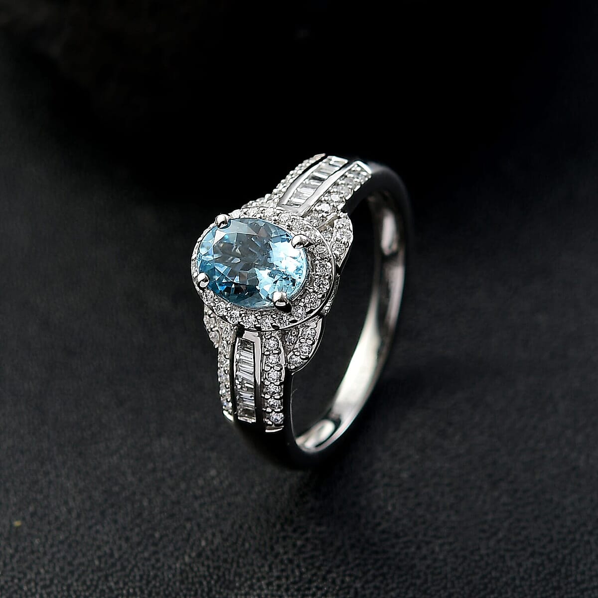 950 Platinum  AAAA  Santamaria Aquamarine   White Diamond  VS2 Main Stone With Side Stone Ring ,  Platinum Wt. 5.64 g 1.62 ctw image number 1