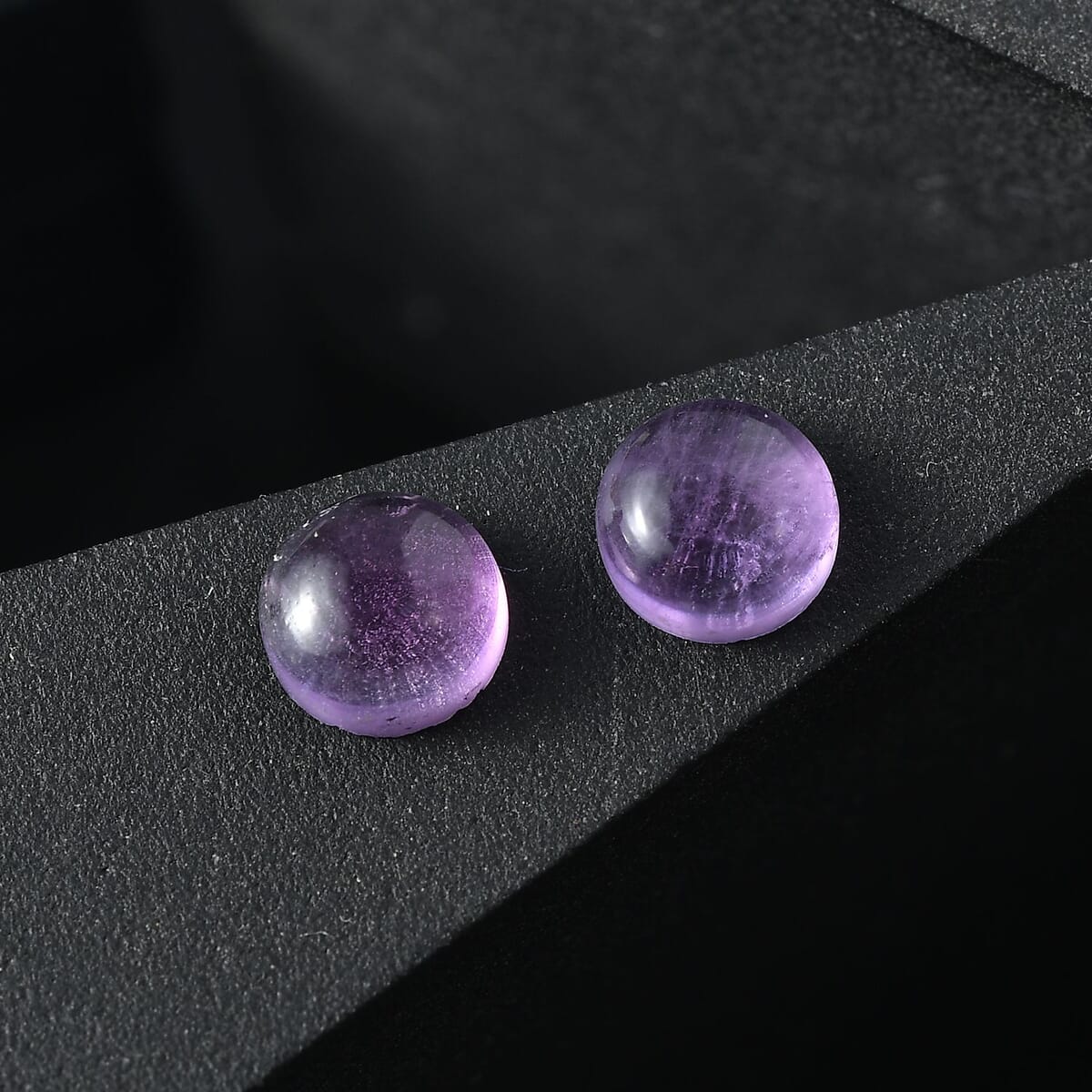 African Amethyst Set of 2 (Rnd 6 mm) 1.57 ctw Loose Gemstone image number 1