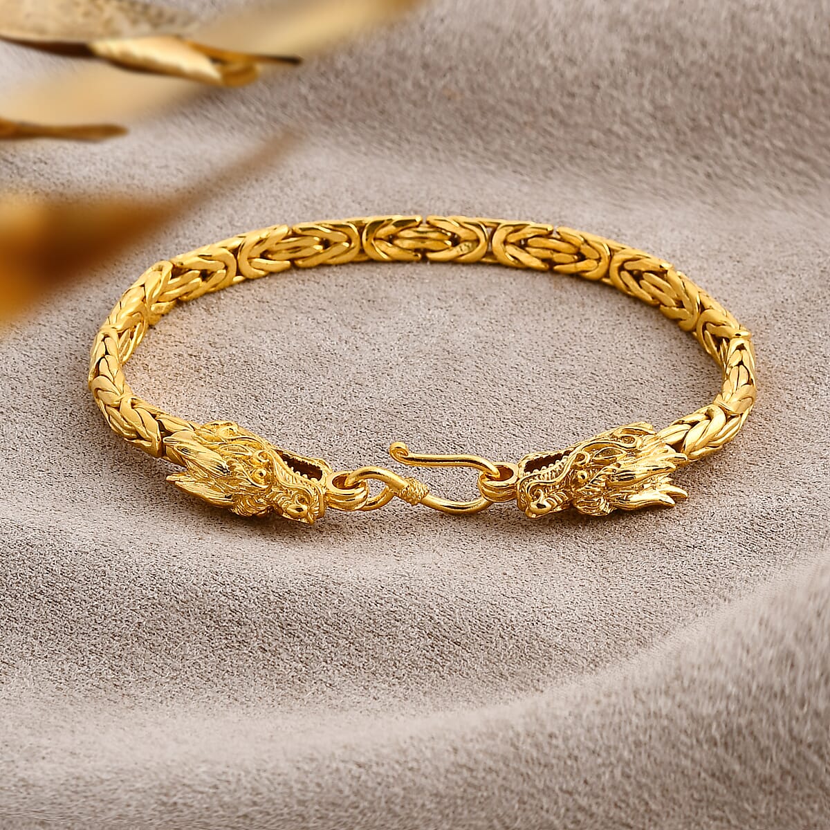 Bali Legacy 22K Vermeil YG Over Sterling Silver Borobudur Chain Dragon Bracelet (7.25 In) 29.41 Grams image number 1