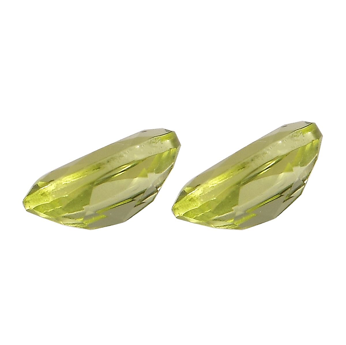 Set of 2 Peridot (Oval 5x3 mm) 0.22 ctw Loose Gemstone image number 2