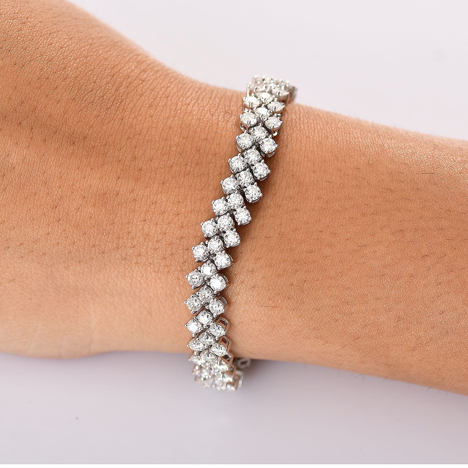 D'Joy Moissanite 9.70 ctw Starlace Bracelet in Rhodium Over Sterling Silv (6.50 In)