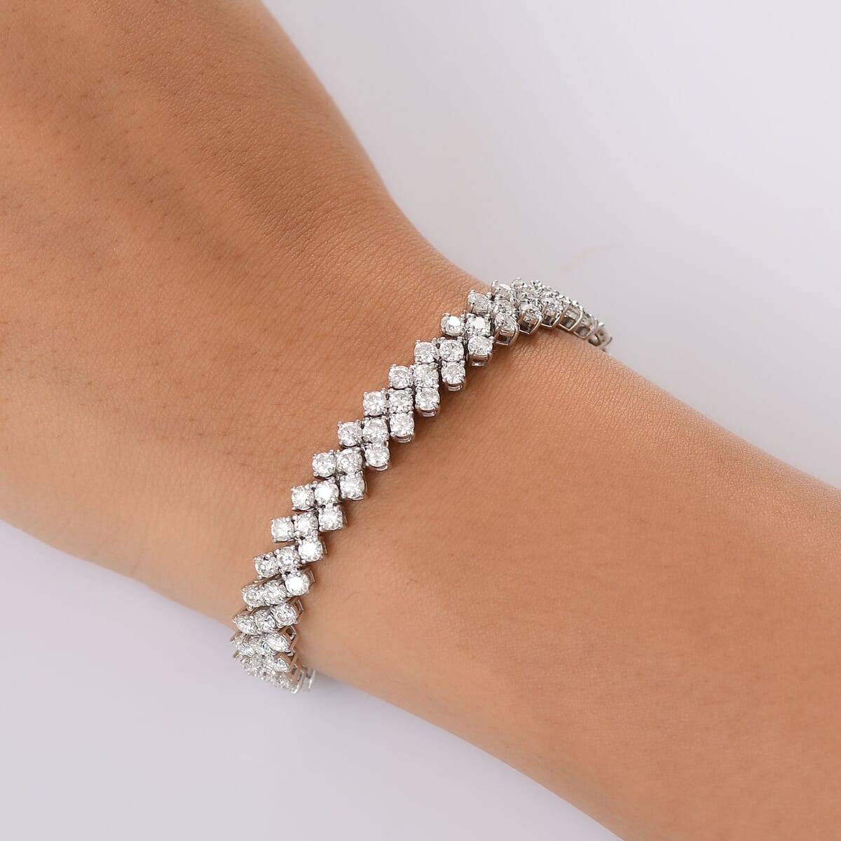 D'Joy Moissanite 12.90 ctw Starlace Bracelet in Rhodium Over Sterling Silv (8.00 In) image number 2