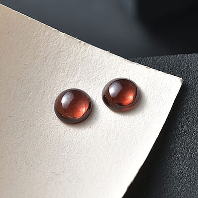 Set of 2 Mozambique Garnet (Rnd 5 mm) 0.84 ctw Loose Gemstone