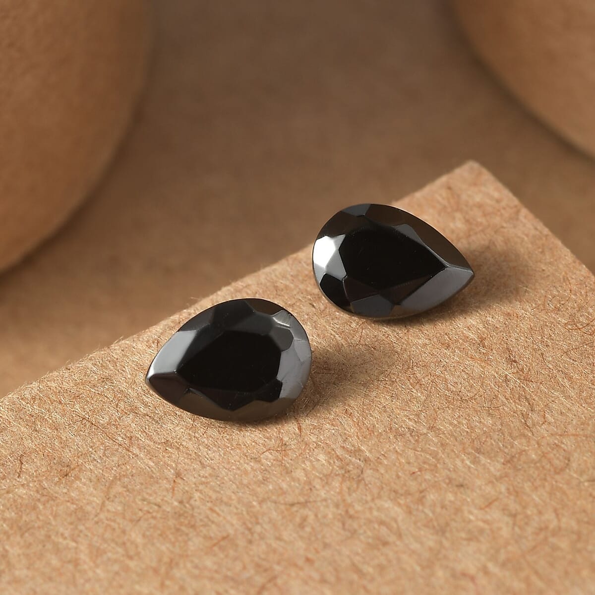 Silver Shungite Set of 2 (Pear 7x5 mm) 0.79 ctw Loose Gemstone image number 1