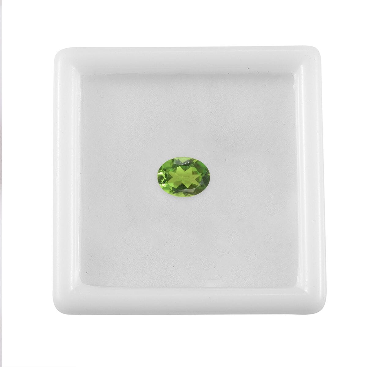 Chartreuse Quartz (Ovl 8x6 mm) 1.40 ctw Loose Gemstone image number 3
