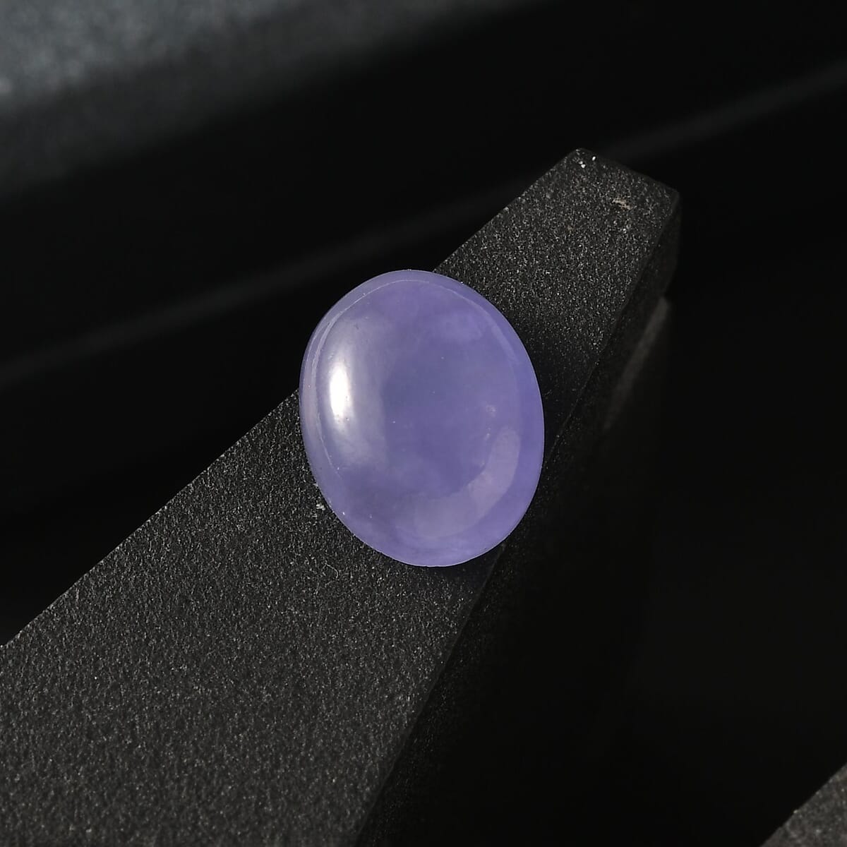 Purple Jade (D) (Ovl 9x7 mm) 1.88 ctw Loose Gemstone image number 1