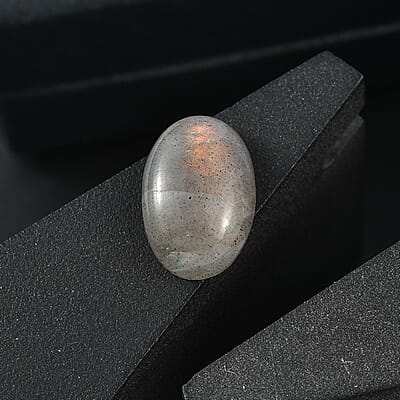 Fire Labradorite (Oval 12x8 mm) 2.86 ctw Loose Gemstone