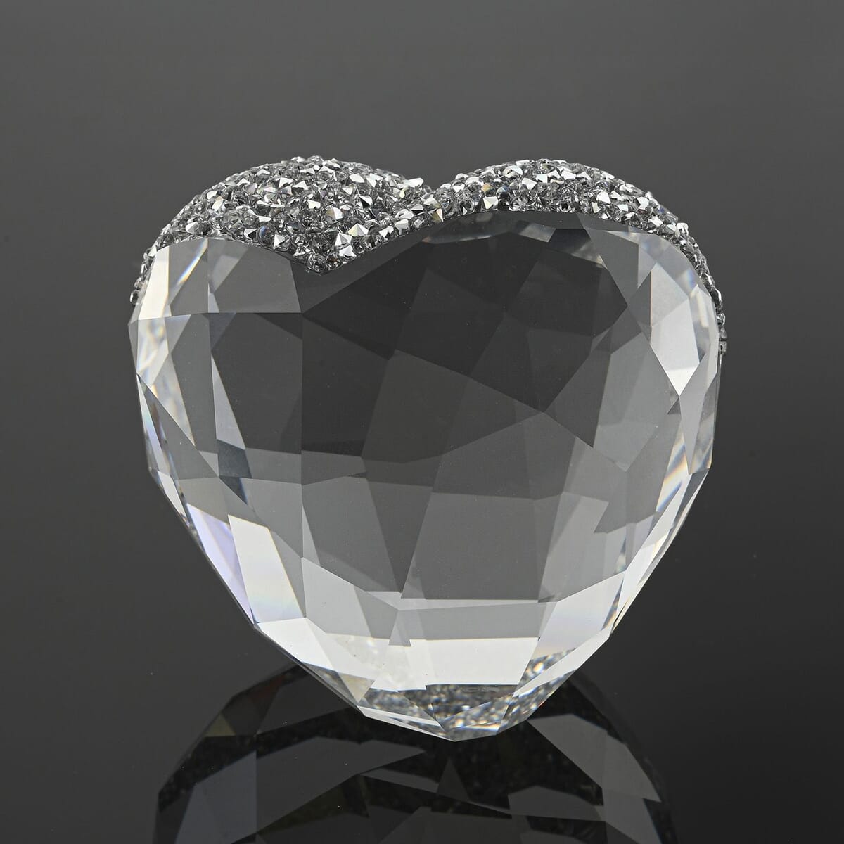CLOSEOUT Swarovski Love Heart Clear Swarovski Crystal, Large Heart Figurine - Ships in 10-15 Business Days image number 0