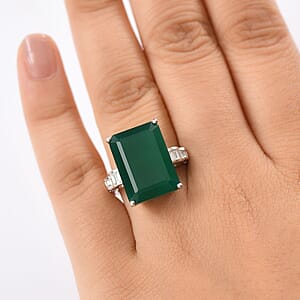D'Joy Verde Onyx and Moissanite 13.15 ctw Art Deco Ring in Rhodium Over Sterling Silver (Size 6.0)