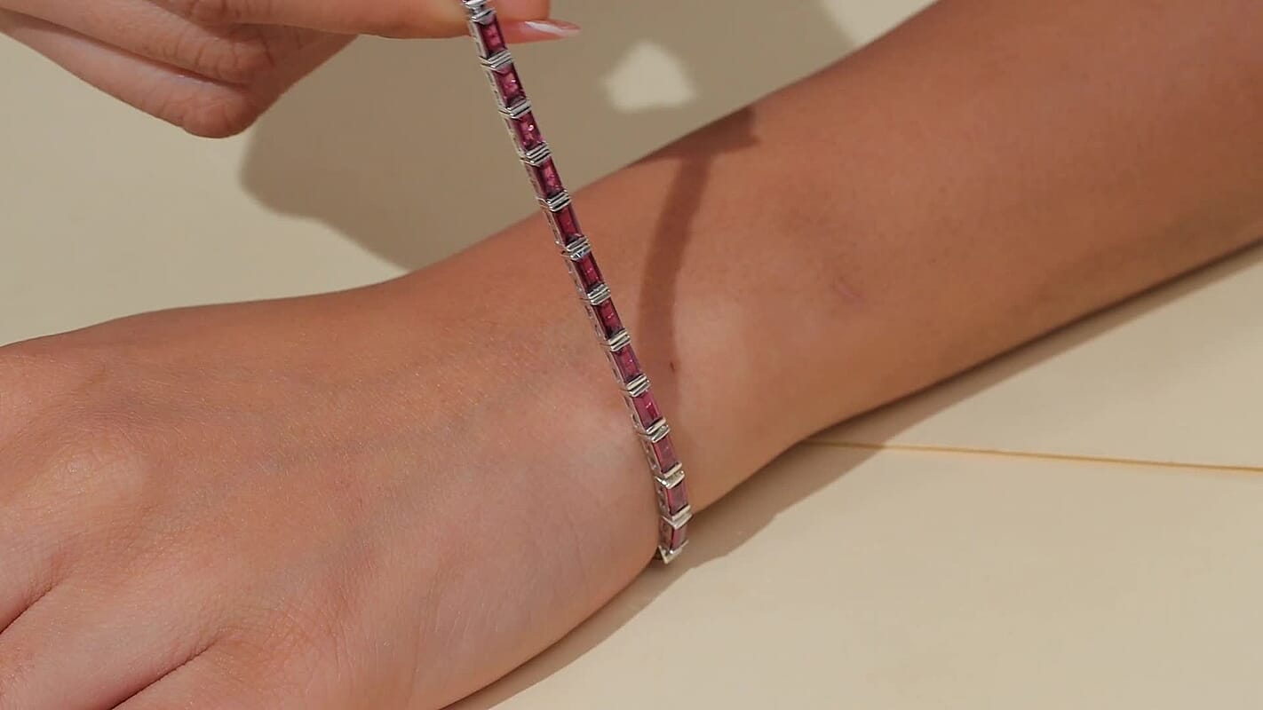 D'Joy Orissa Rhodolite Garnet 11.25 ctw Bracelet in Rhodium Over Sterling Silver (7.25 In)