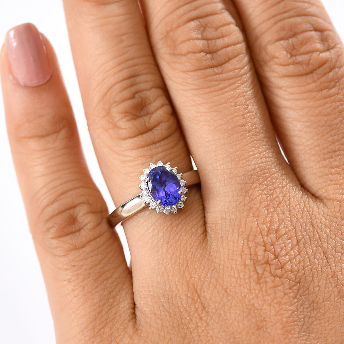 Certified & Appraised Rhapsody AAAA Tanzanite and Diamond E-F VS 1.70 ctw Sunburst Ring in 950 Platinum (Size 10.0) 5.50 Grams (Del. in 10-15 Days) image number 2