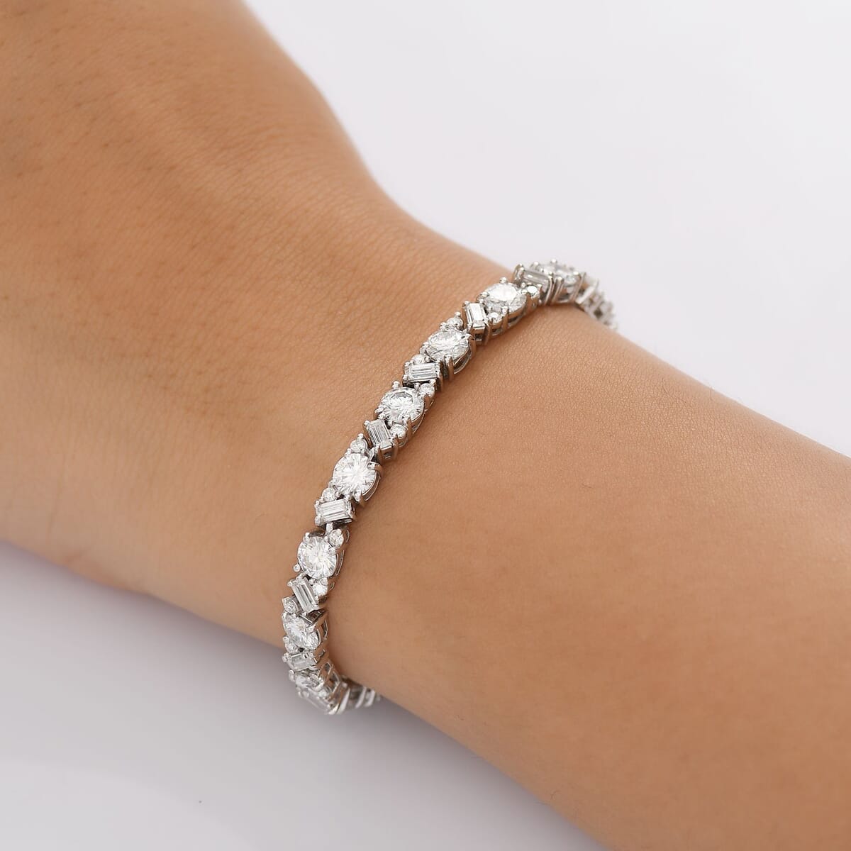 D'Joy Moissanite 11.80 ctw Stars and Constellations Bracelet in Rhodium Over Sterling Silver (7.25 In) image number 2