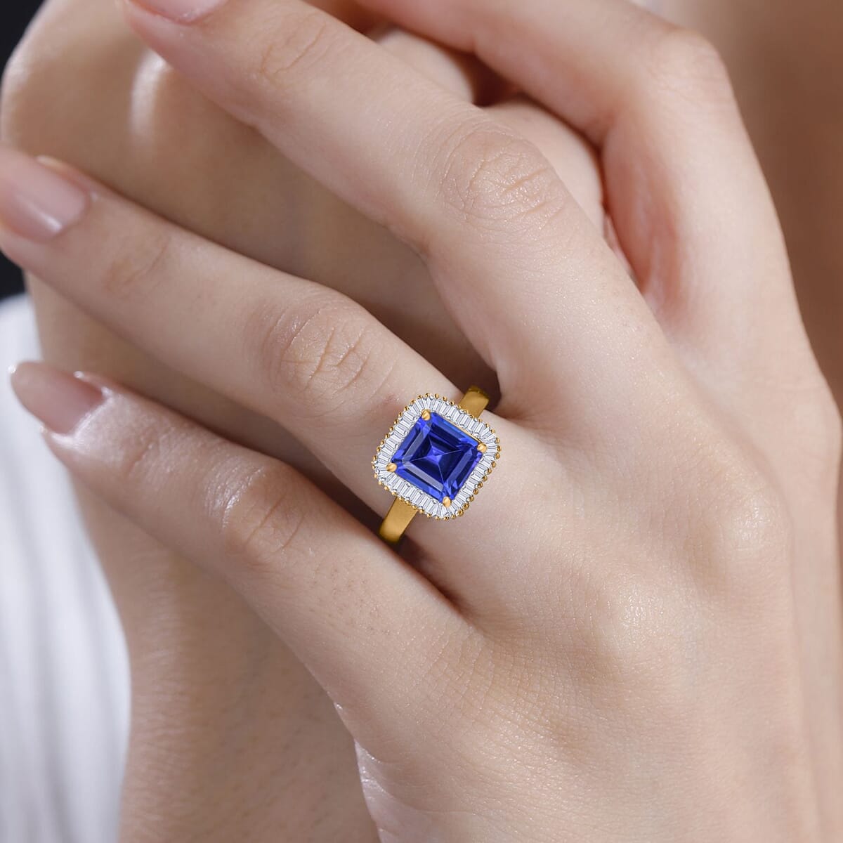 Rhapsody AAAA Tanzanite and E-F VS2 Diamond Ring in 18K Yellow Gold (Size 11.5) 5.80 Grams 2.85 ctw image number 1