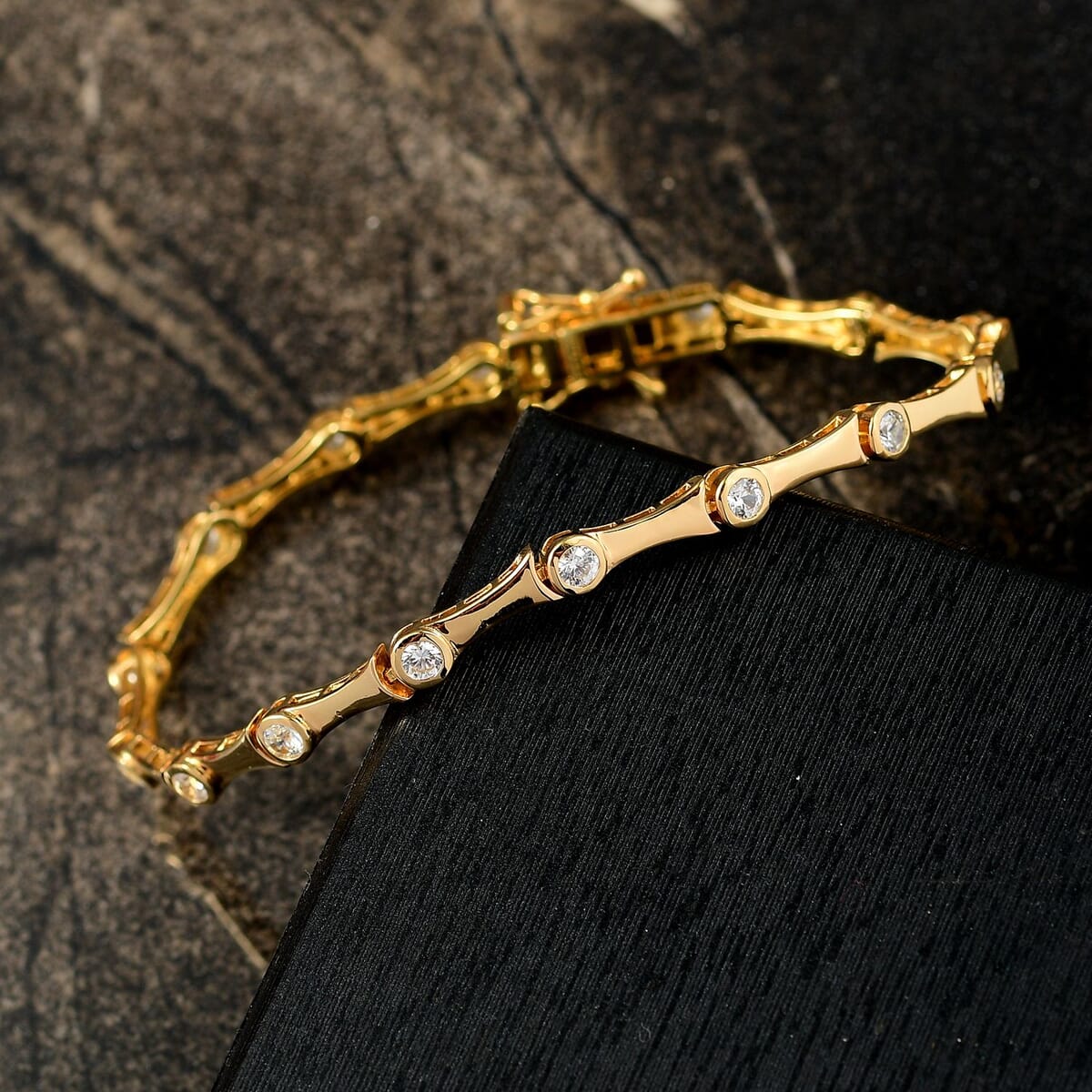 Karis White Zircon 2.60 ctw Bamboo Bracelet in 18K YG Plated (8.00 In) image number 1