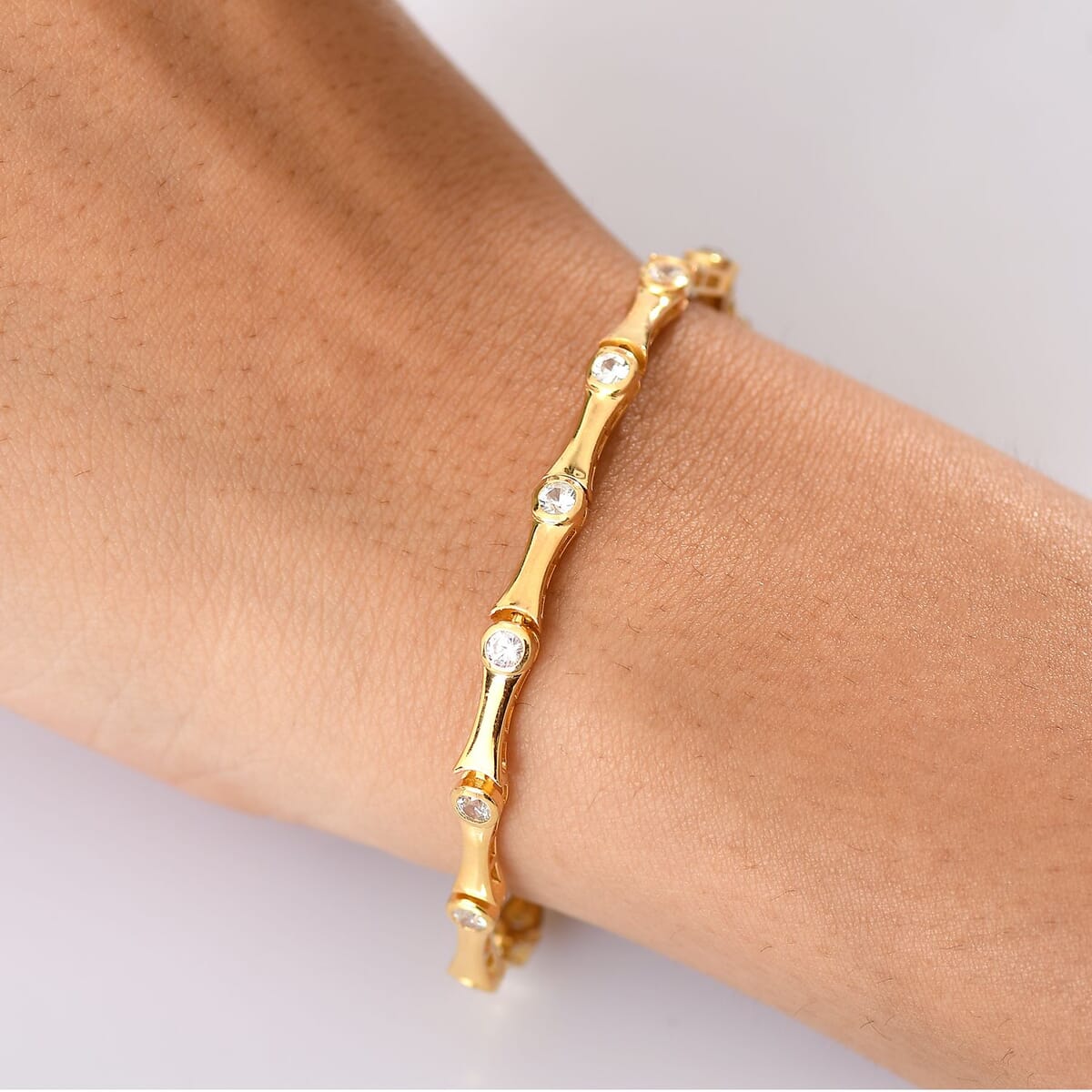 Karis White Zircon 2.60 ctw Bamboo Bracelet in 18K YG Plated (8.00 In) image number 2