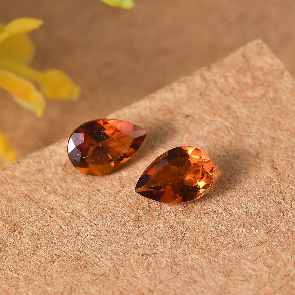 Brazilian Cherry Citrine (Pear 6x4 mm) 0.69 ctw Loose Gemstone image number 1