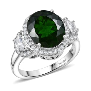 D'Joy Premium Chrome Diopside and Moissanite 5.90 ctw Ring in Rhodium Over Sterling Silver (Size 8.0)