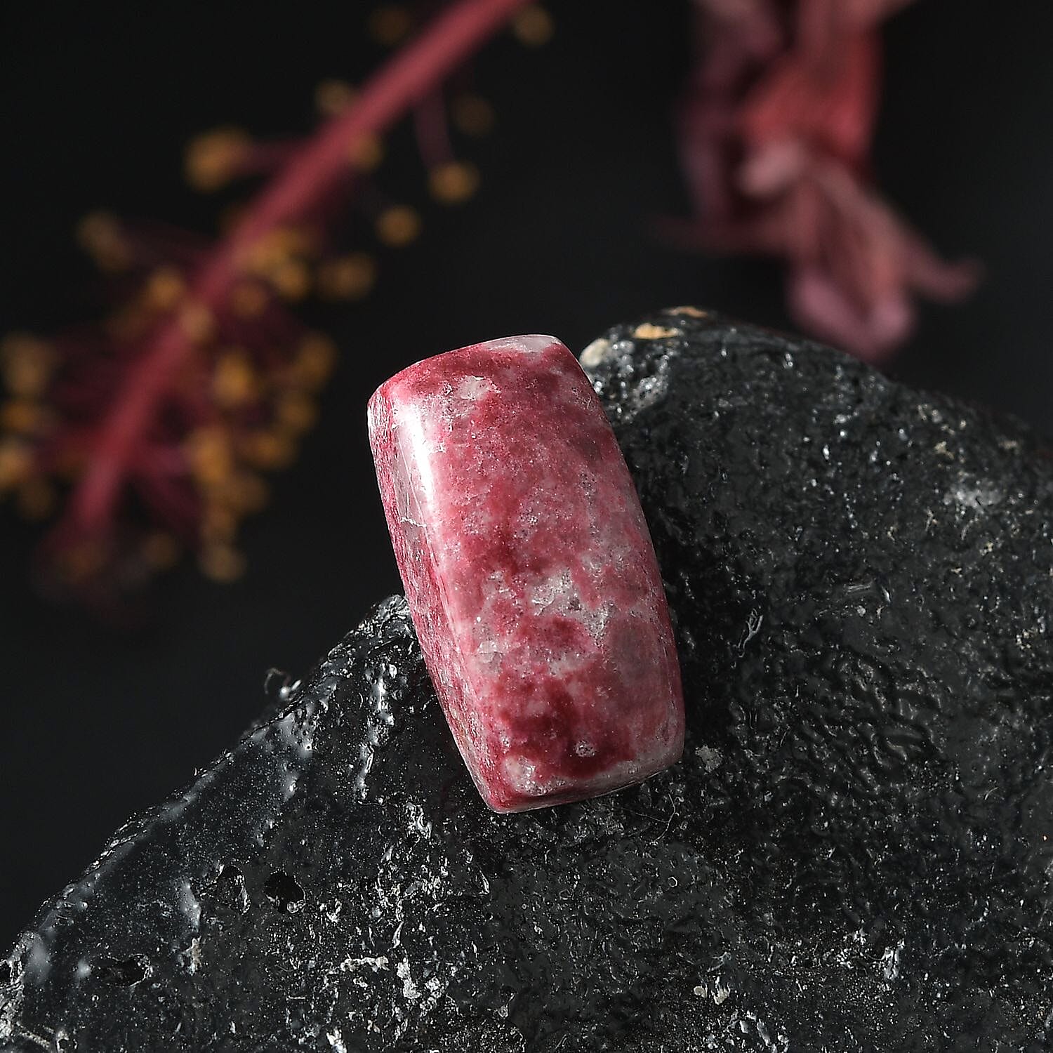 Norwegian Thulite (Cush 14x7 mm) 2.90 ctw Loose Gemstone