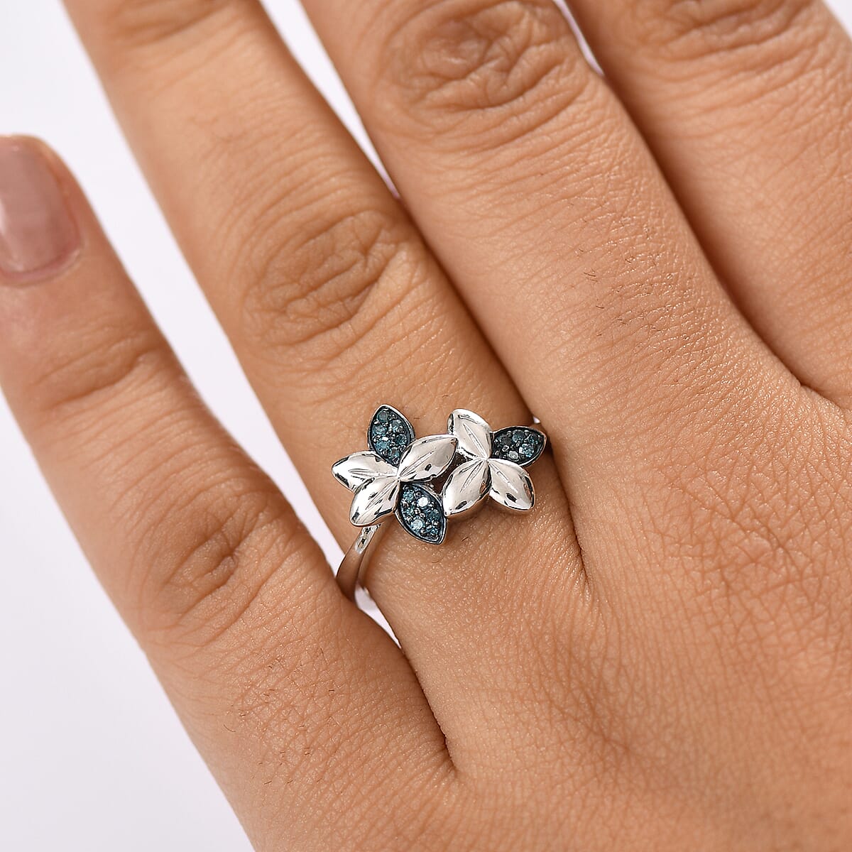 D'Joy Blue Diamond 0.10 ctw Floral Ring in Rhodium Over Sterling Silver (Size 7.0) image number 2