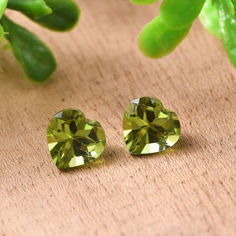 Set of 2 AA Peridot (Hrt 7 mm) 2.26 ctw Loose Gemstone