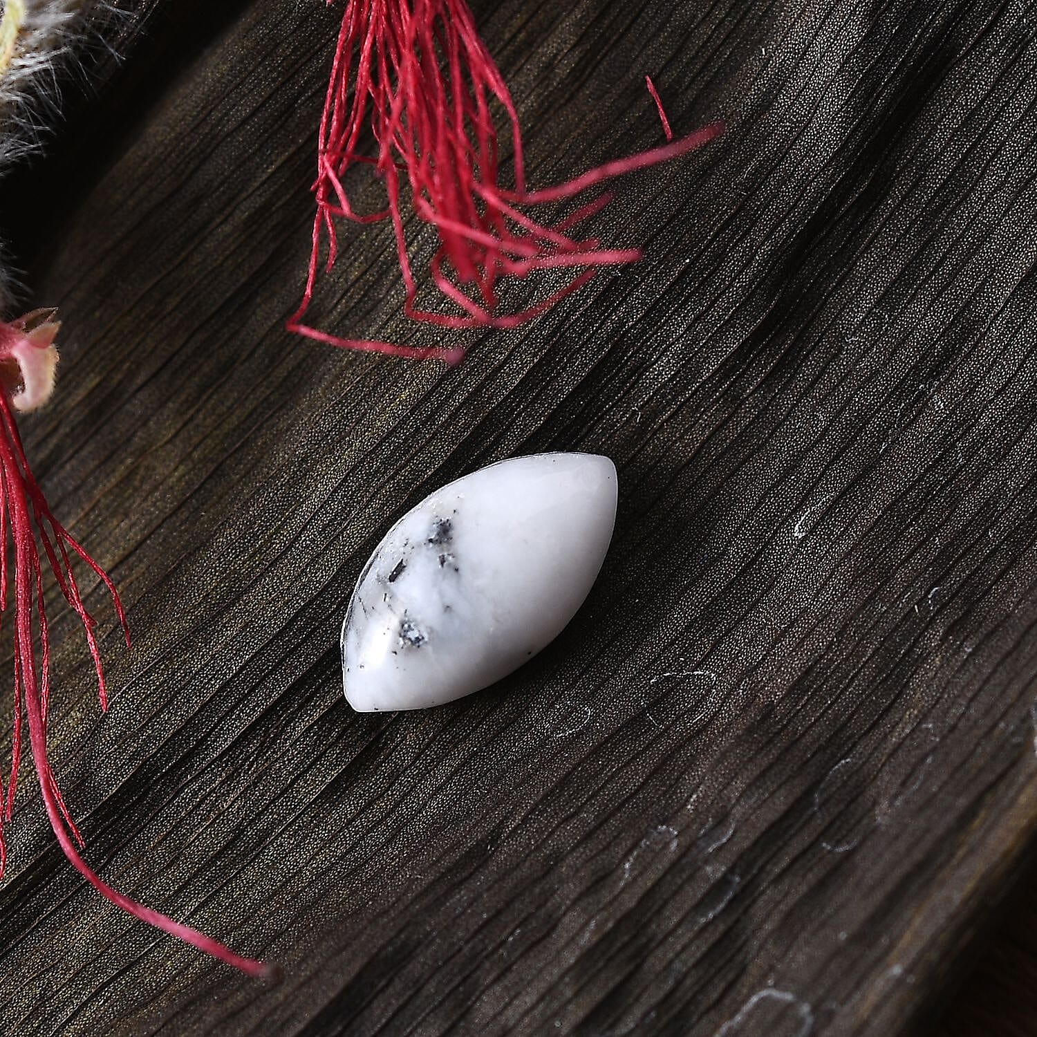 White Buffalo (Mrq 8x4mm) 0.55 ctw Loose Gemstone