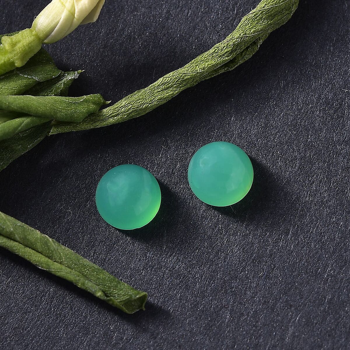 Chrysoprase (Rnd 5 mm) 1.05 ctw Loose Gemstone image number 1