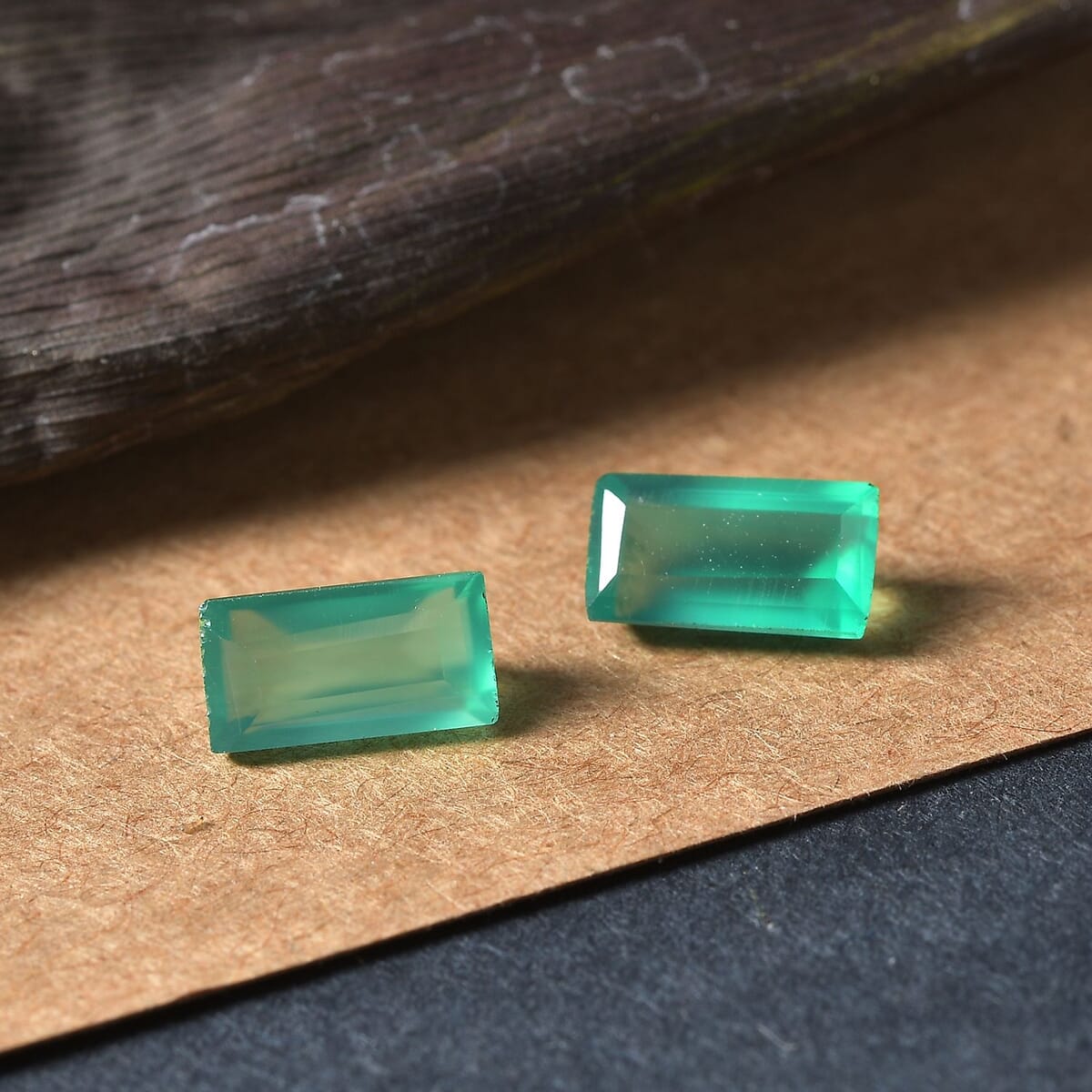 Green Onyx Set of 2 (Bgt 8x4 mm) 1.58 ctw Loose Gemstone image number 1